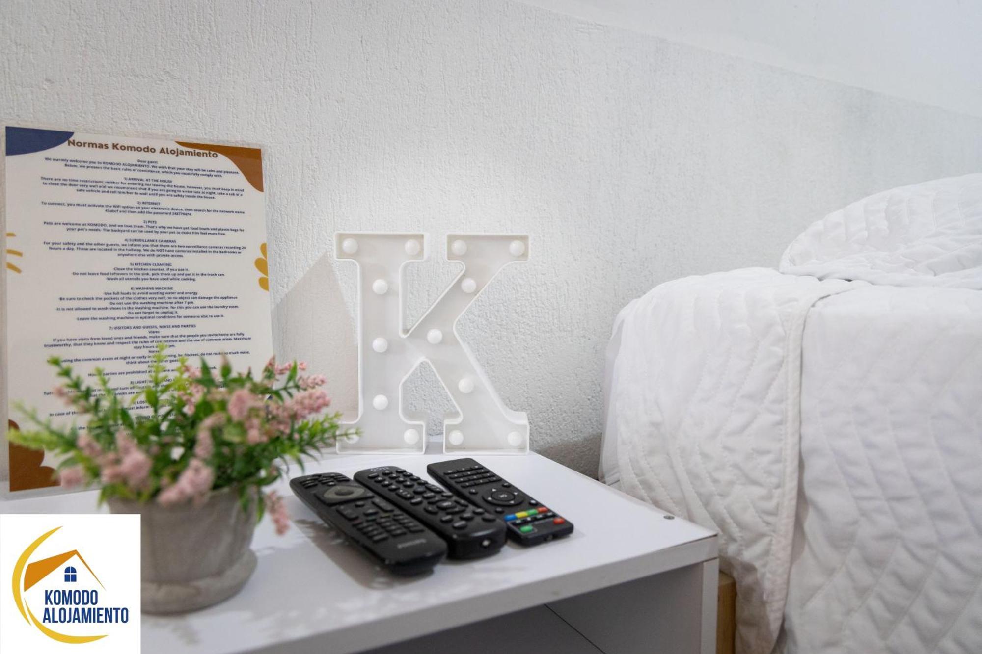 Komodo Alojamiento- Hostal Autoservicio, Ubicado Cerca Al Centro Historico - Bano Privado, Wifi , Cama 2X2 Y Agua Caliente Y Cocina Compartida Popayan Kültér fotó